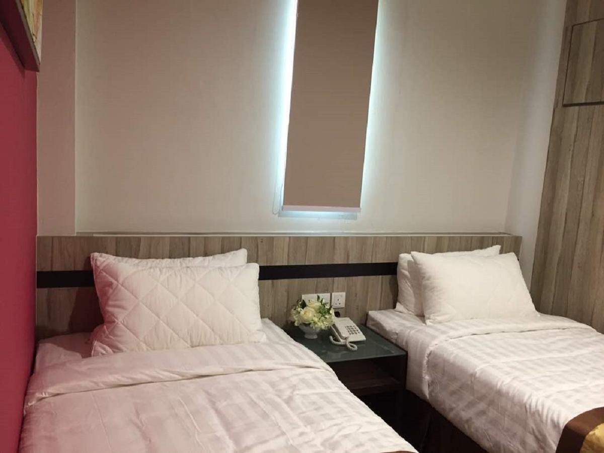 Meriton Inn Kuantan Exterior photo