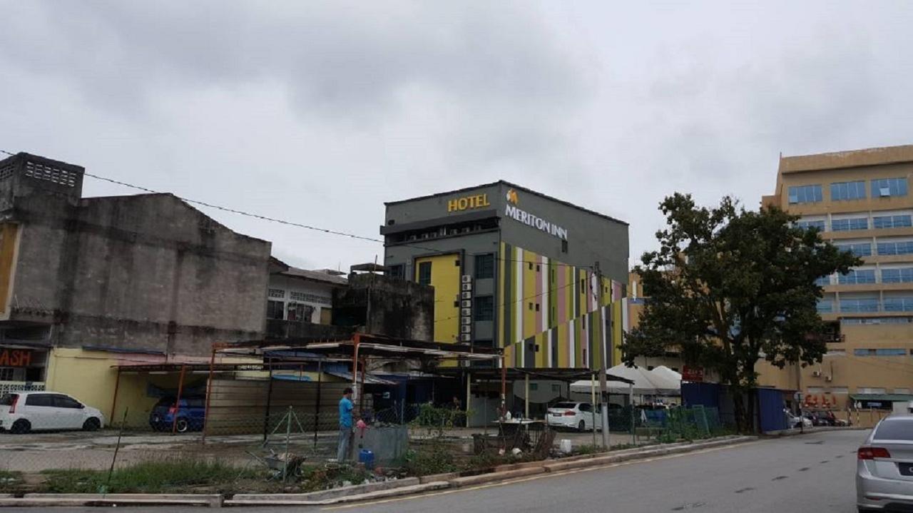 Meriton Inn Kuantan Exterior photo