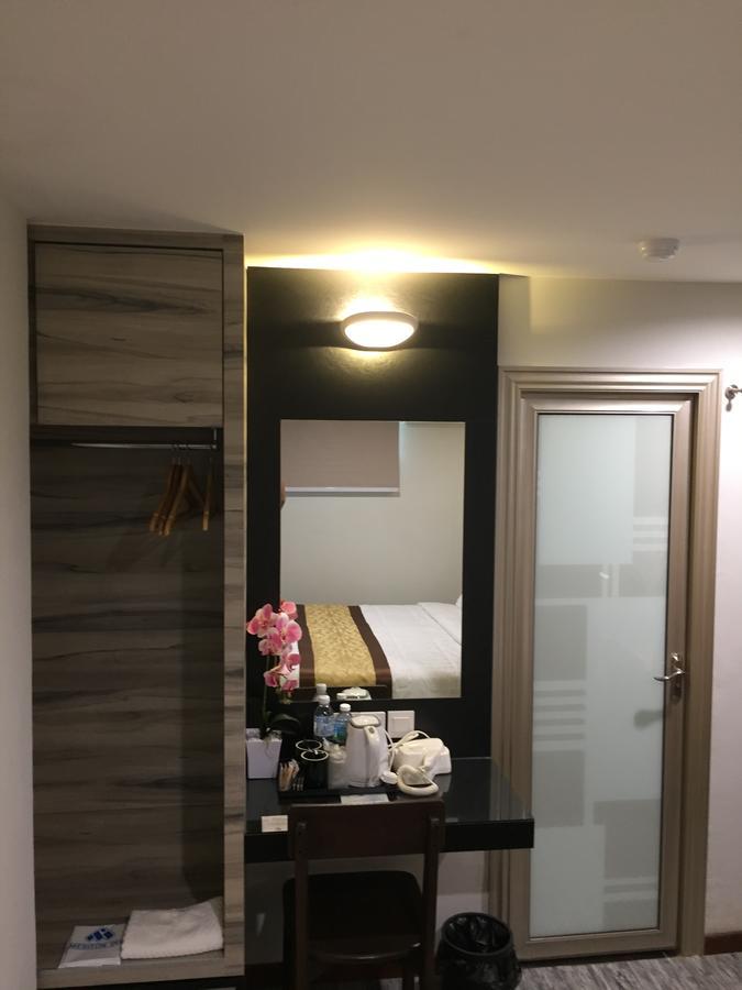 Meriton Inn Kuantan Exterior photo