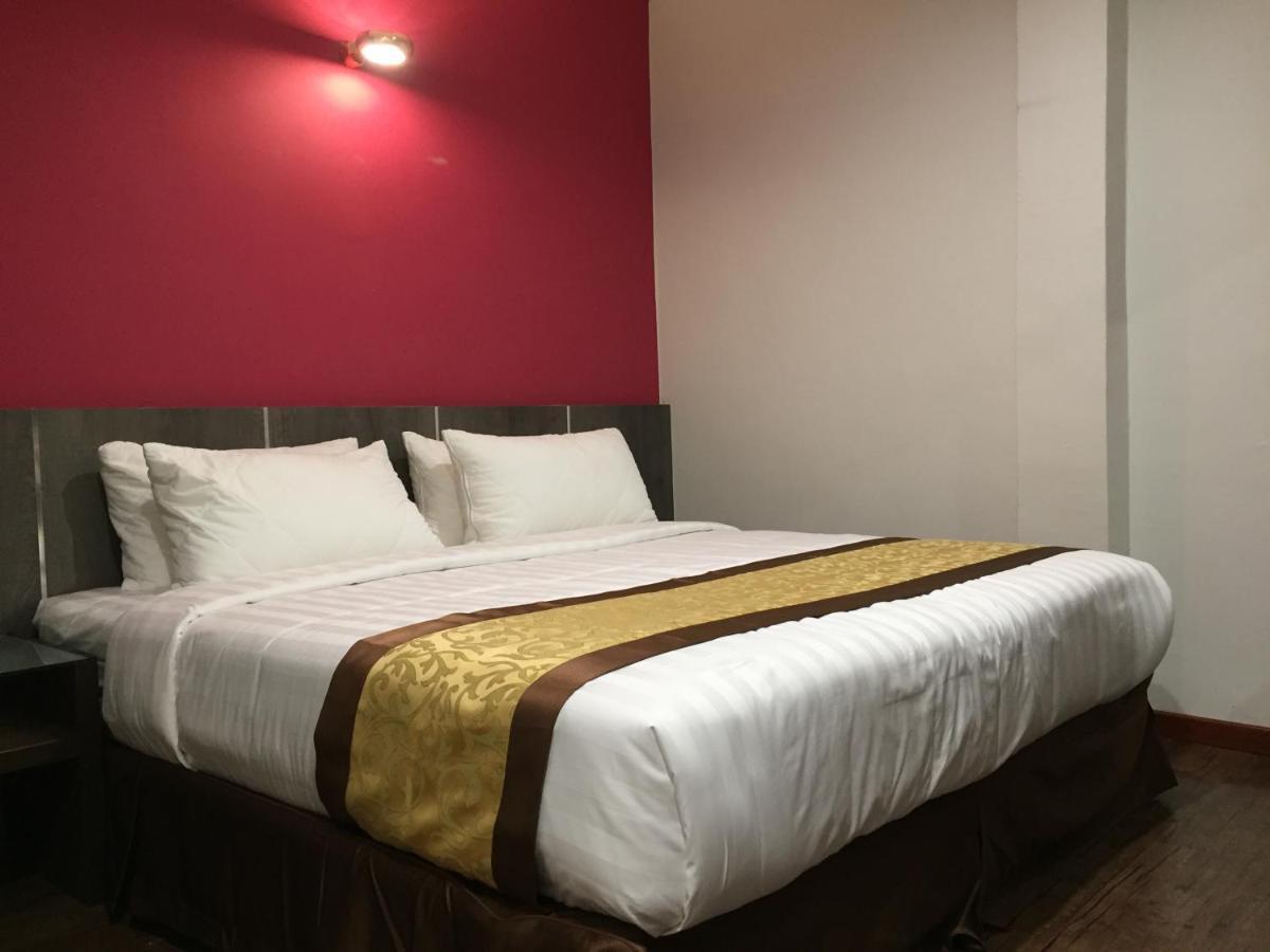 Meriton Inn Kuantan Exterior photo